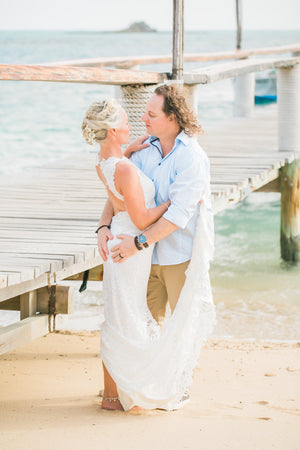 Real Wedding in Fiji: Skye and Luke in the Mololo Island Resort