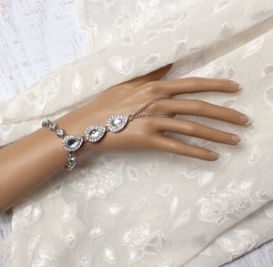 Nia Silver Hand Chain